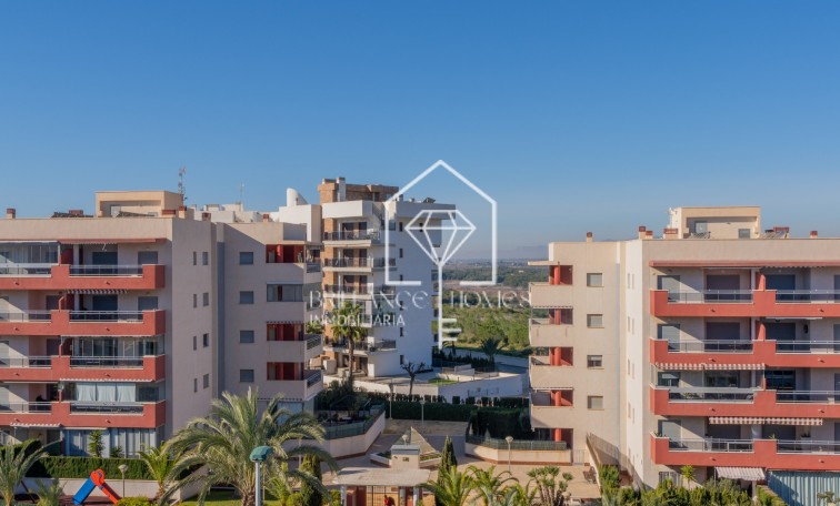 Resale - Wohnung - Los Arenales del Sol - Arenales
