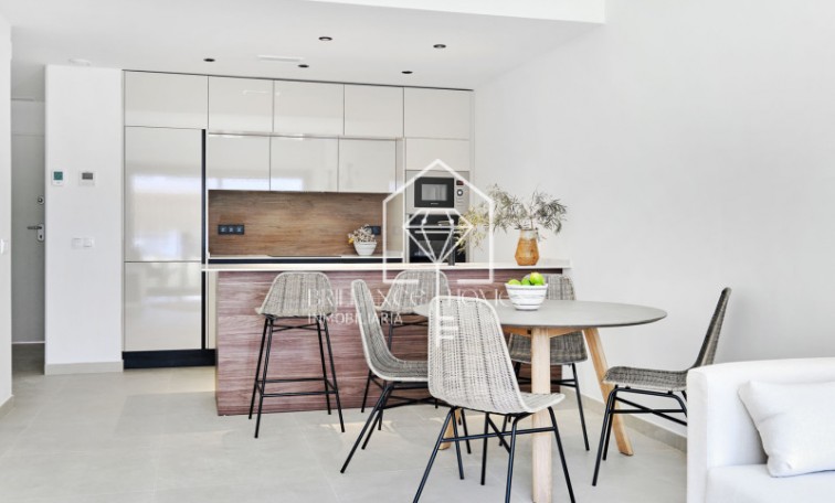 Nowa konstrukcja - Bungalows - Torrevieja - 03185