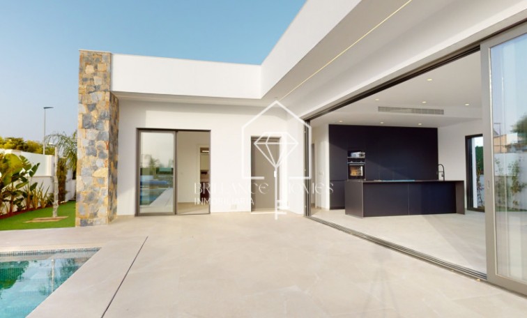 Nowa konstrukcja - Detached chalet - Los Alcázares  - 30710