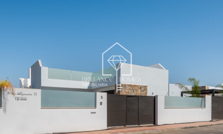 Nowa konstrukcja - Detached chalet - Los Alcázares  - 30710