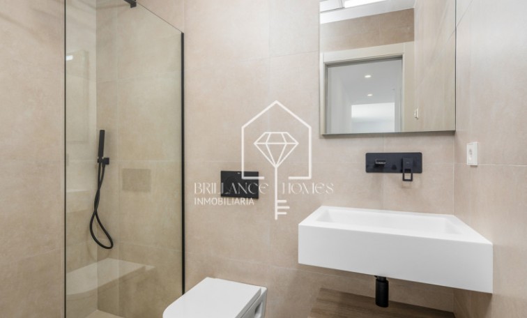 Nowa konstrukcja - Detached chalet - Los Alcázares  - 30710