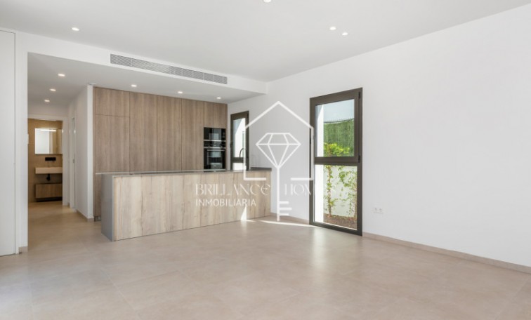 Nowa konstrukcja - Detached chalet - Los Alcázares  - 30710