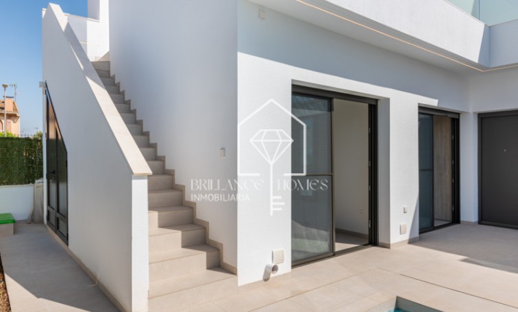 Nowa konstrukcja - Detached chalet - Los Alcázares  - 30710