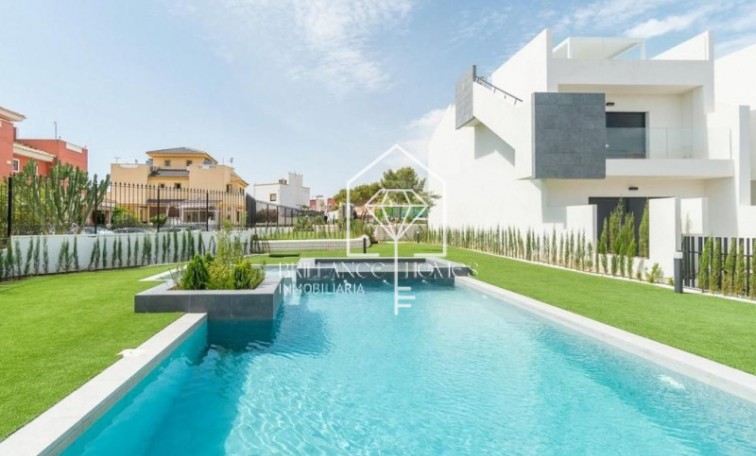 Nowa konstrukcja - Ground floors - Torrevieja - 03186