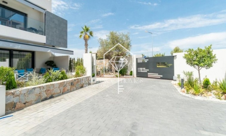 Nowa konstrukcja - Ground floors - Torrevieja - 03186