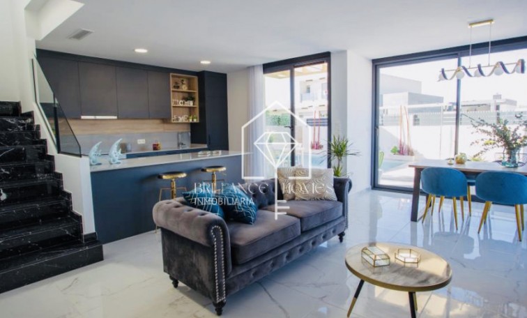 New Build - Detached chalet - Los Montesinos - 03187