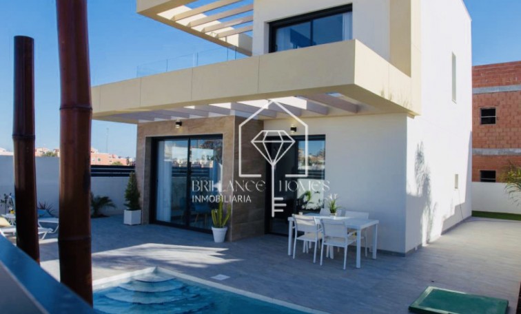 New Build - Detached chalet - Los Montesinos - 03187