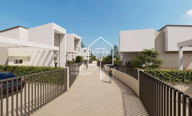 Nowa konstrukcja - Detached chalet - La Nucía