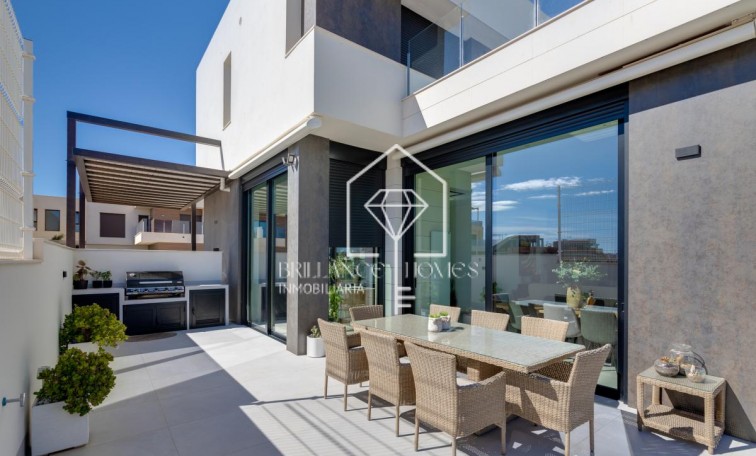 Nowa konstrukcja - Detached chalet - Pilar de la Horadada - 03190