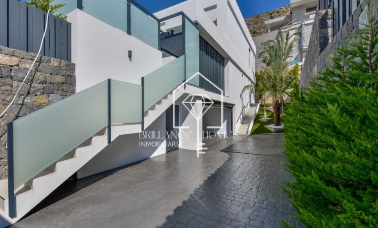 New Build - Detached chalet - Finestrat