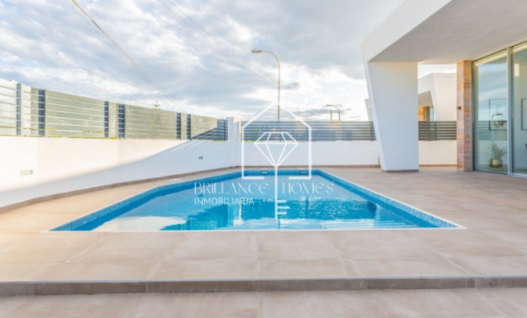 Nouvelle construction - Villas - Torrevieja - 03186