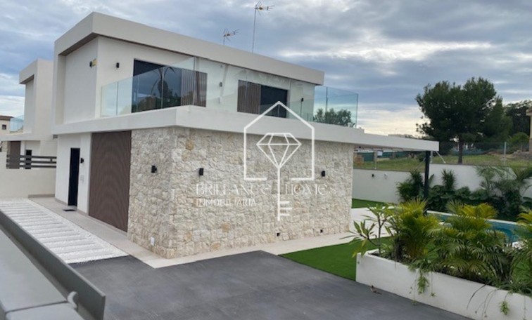 Obra nueva - Villas - Orihuela - 03189