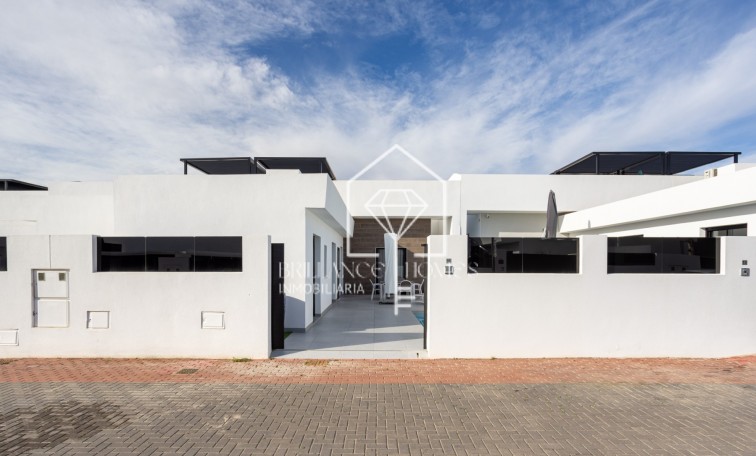 Sprzedaż - Detached villa - Torre Pacheco - Roldán