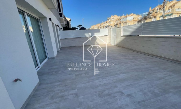 Obra nueva - Ground floors - Torrevieja