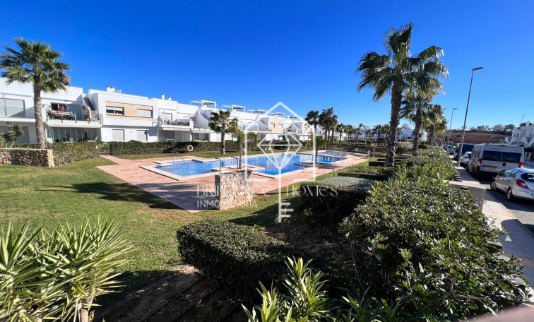 Sprzedaż - Apartment flat - Orihuela - Vistabella Golf
