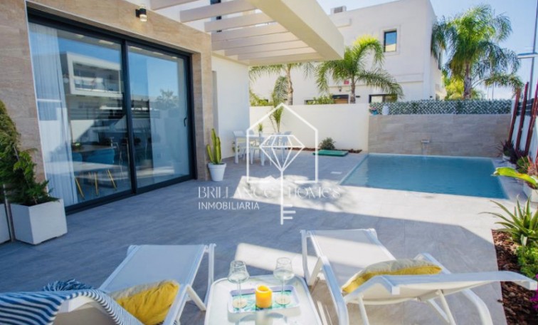 Nowa konstrukcja - Detached chalet - Los Montesinos