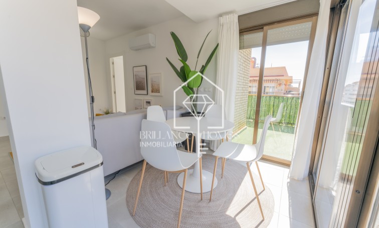 Sale - Apartment / flat - Los Arenales del Sol - Arenales