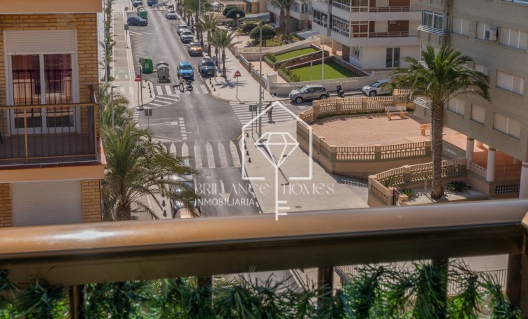 Sale - Apartment / flat - Los Arenales del Sol - Arenales