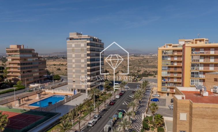 Sale - Apartment / flat - Los Arenales del Sol - Arenales
