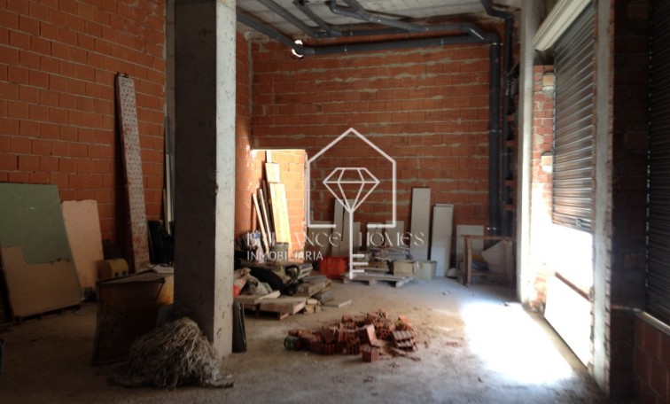 Resale - Commercial - Los Montesinos