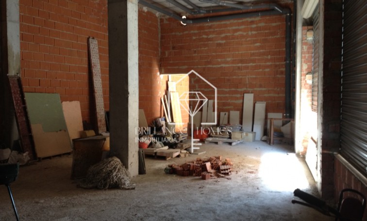 Resale - Commercial - Los Montesinos