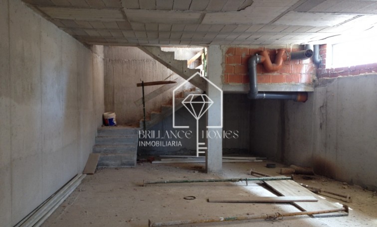 Resale - Commercial - Los Montesinos