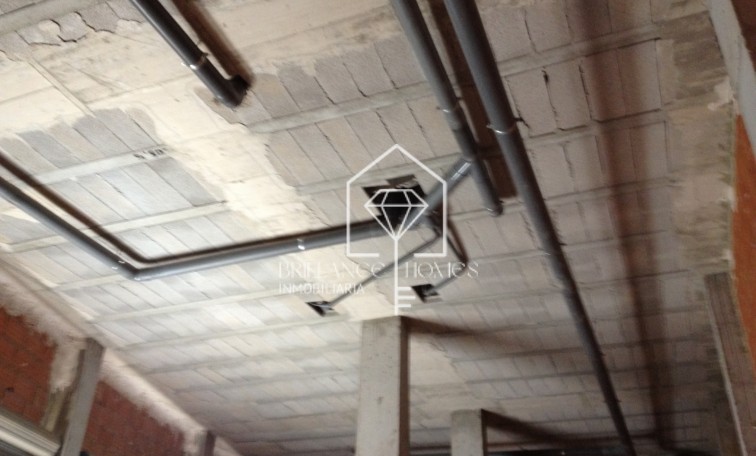 Resale - Commercial - Los Montesinos