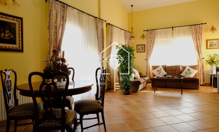 Segunda mano - Finca / Country Property - Orihuela