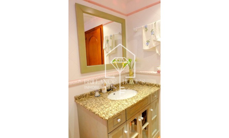 Segunda mano - Finca / Country Property - Orihuela