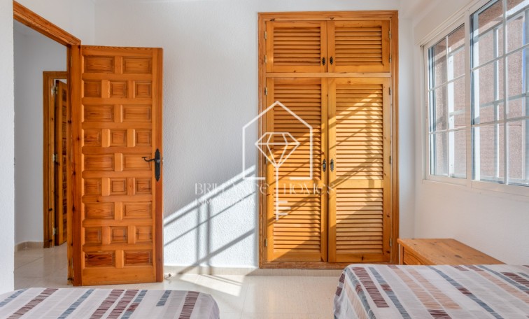 Segunda mano - Detached villa - Torrevieja - Urbanización San Luis