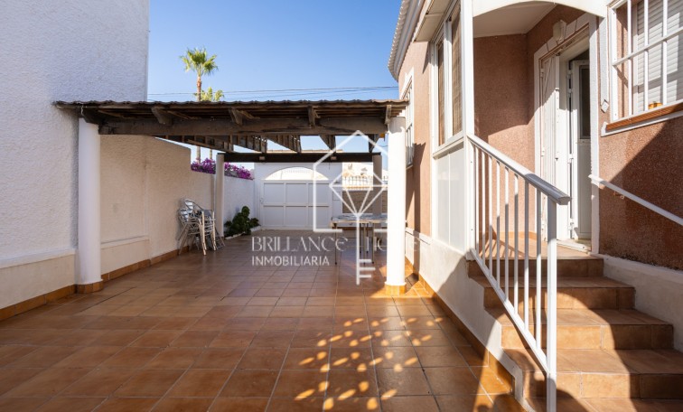 Segunda mano - Detached villa - Torrevieja - Urbanización San Luis