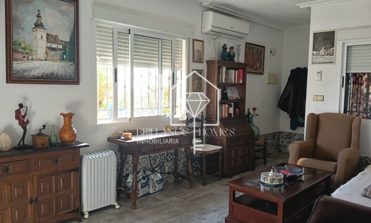 Segunda mano - Apartment flat - Los Montesinos - La Herrada