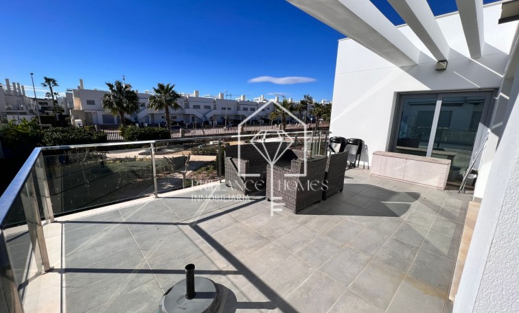 Resale - Apartment flat - Orihuela - Vistabella Golf