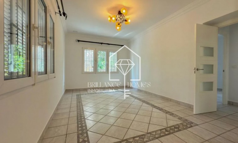 Resale - Landhaus - Alicante - Vistahermosa