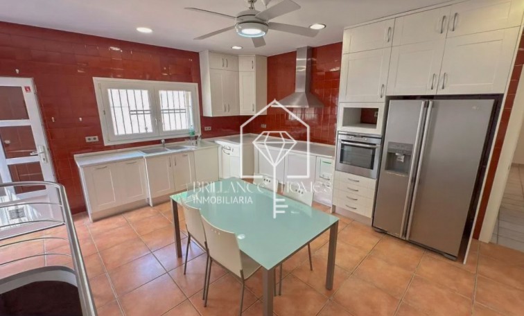 Resale - Landhaus - Alicante - Vistahermosa