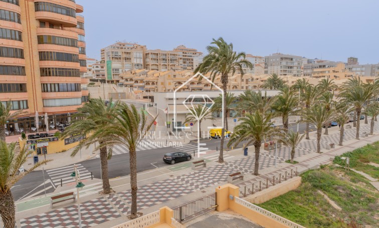 Segunda mano - Apartamento / piso - Los Arenales del Sol - Arenales