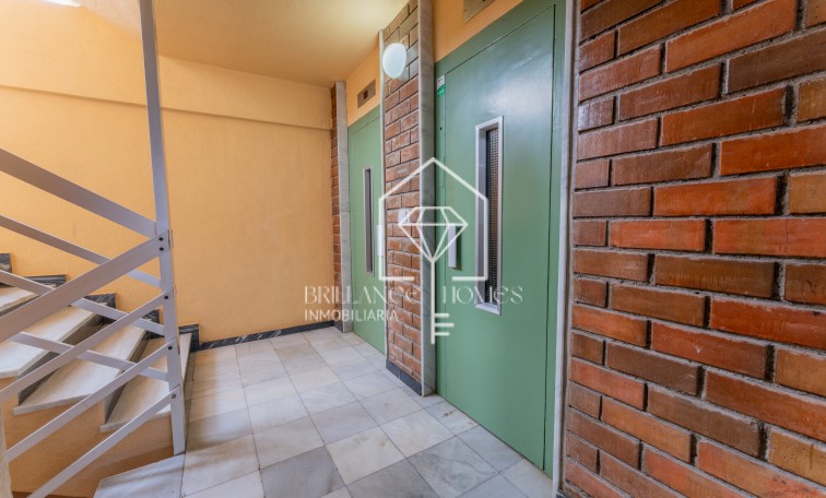 Segunda mano - Apartamento / piso - Los Arenales del Sol - Arenales