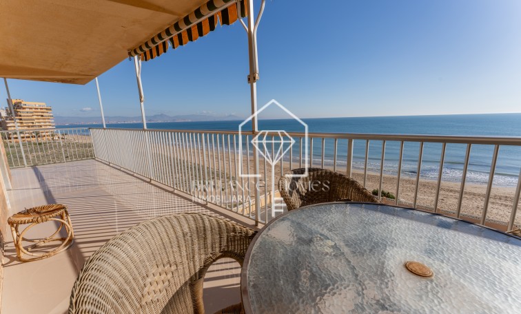 Sale - Apartment / flat - Los Arenales del Sol - Arenales