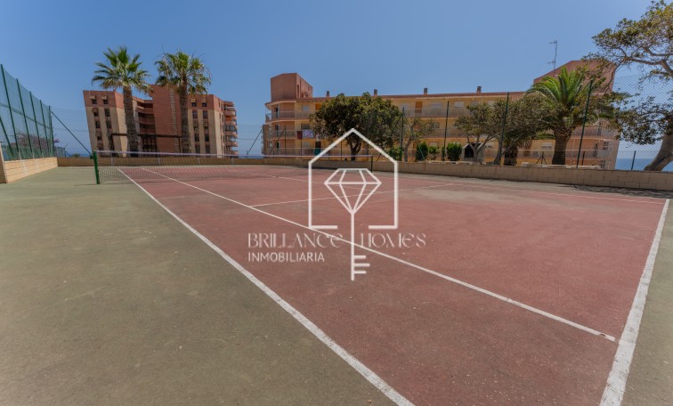 Resale - Wohnung - Los Arenales del Sol - Arenales