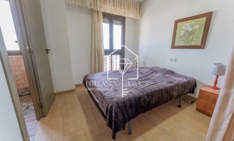 Resale - Wohnung - Los Arenales del Sol - Arenales