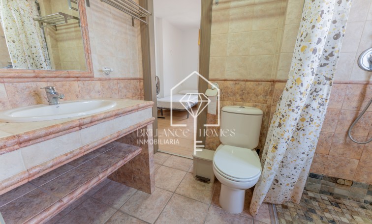 Resale - Wohnung - Los Arenales del Sol - Arenales