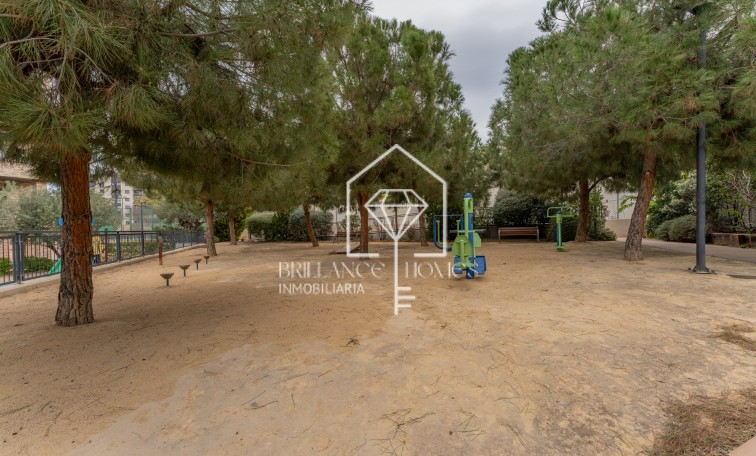 Sprzedaż - Apartment/mieszkanie - Alicante