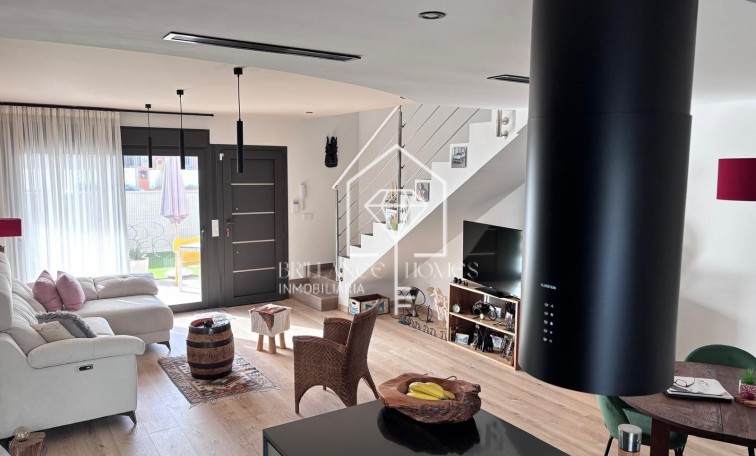 Sprzedaż - Semi Detached Villa - Los Montesinos - La Herada