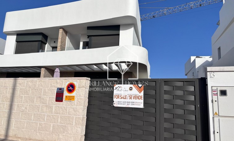 Sprzedaż - Semi Detached Villa - Los Montesinos - La Herada