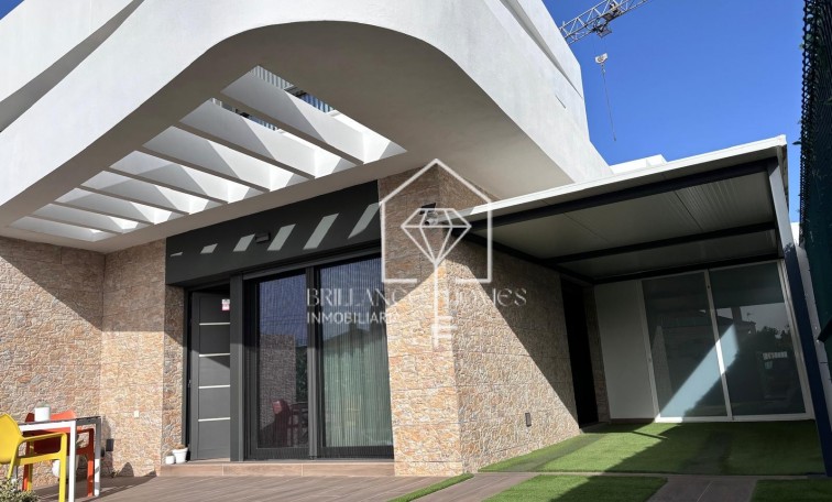 Sprzedaż - Semi Detached Villa - Los Montesinos - La Herada