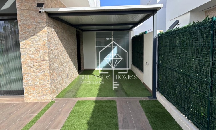 Sprzedaż - Semi Detached Villa - Los Montesinos - La Herada