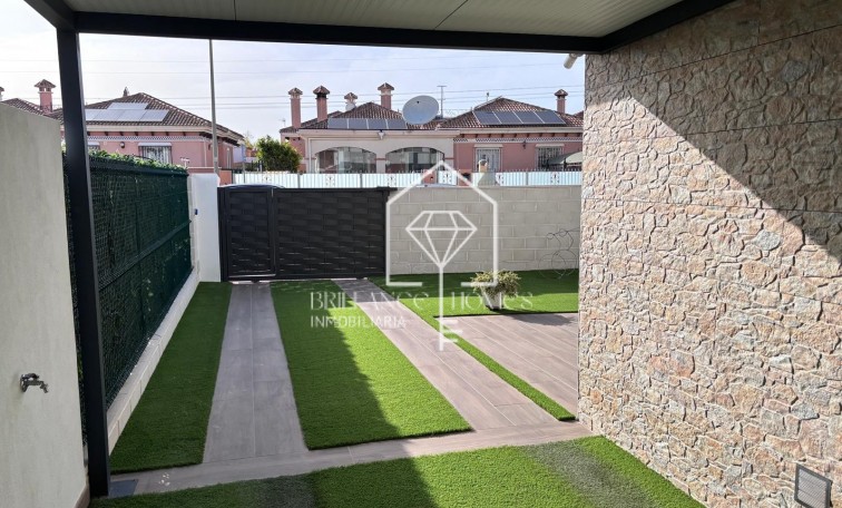 Sprzedaż - Semi Detached Villa - Los Montesinos - La Herada