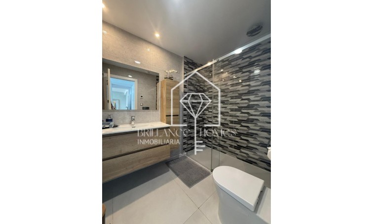 Segunda mano - Apartamento / piso - Los Arenales del Sol - Arenales