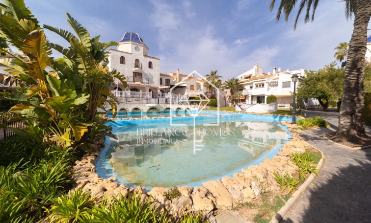 Segunda mano - Bungalow - Los Arenales del Sol - Arenales