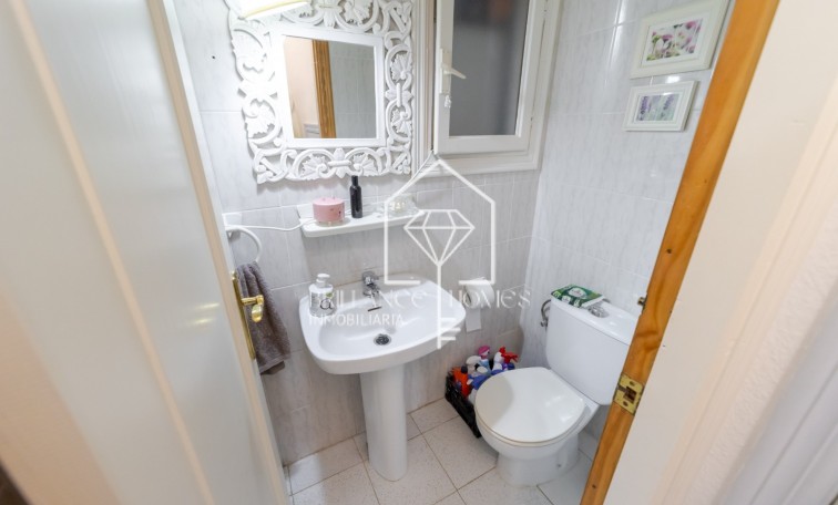 Segunda mano - Bungalow - Los Arenales del Sol - Arenales